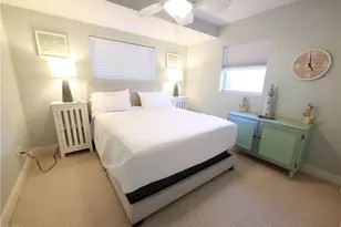 1270 11th St N, Naples, FL 34102 - Photo 13