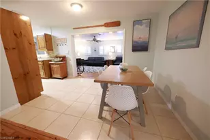 1270 11th St N, Naples, FL 34102 - Photo 7