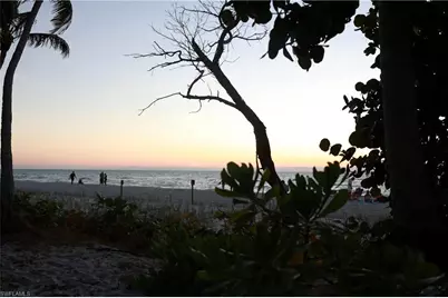 1270 11th St N, Naples, FL 34102 - Photo 33