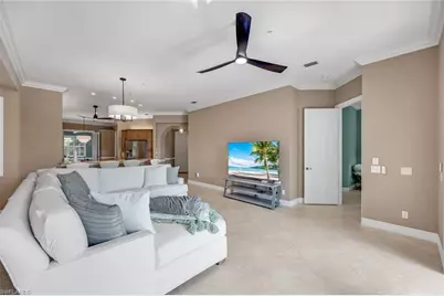 795 Bentwater Cir #204, Naples, FL 34108 - Photo 9