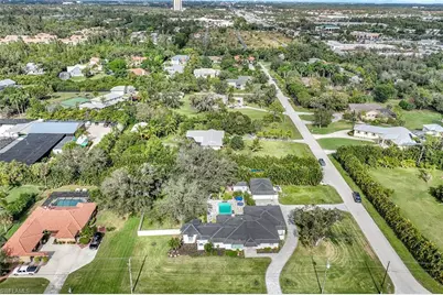 7060 Hendry Creek Dr, Fort Myers, FL 33908 - Photo 3