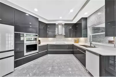 7060 Hendry Creek Dr, Fort Myers, FL 33908 - Photo 11