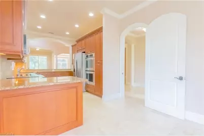 2915 Coco Lakes Dr, Naples, FL 34105 - Photo 15