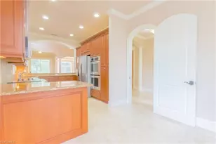 2915 Coco Lakes Dr, Naples, FL 34105 - Photo 15