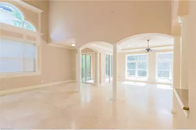 2915 Coco Lakes Dr, Naples, FL 34105 - Photo 7
