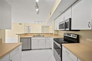 1820 Florida Club Cir, Naples, FL 34112 - Photo 7