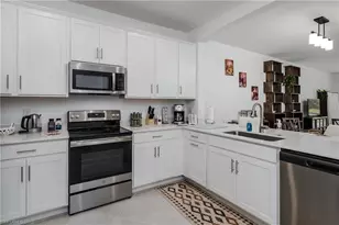 2140 Dragonfruit Wy, Naples, FL 34120 - Photo 3