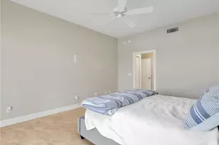 600 Vintage Reserve Ln, Naples, FL 34119 - Photo 29