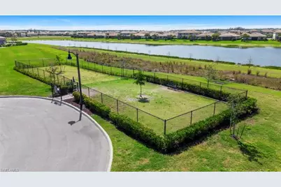 19573 Hinkley Dr, Estero, FL 33928 - Photo 45