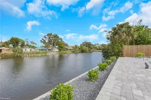 829 107th Ave N, Naples, FL 34108 - Photo 17