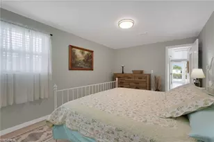 829 107th Ave N, Naples, FL 34108 - Photo 15