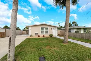 829 107th Ave N, Naples, FL 34108 - Photo 25