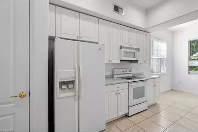 6010 Jonathans Bay Cir #102, Fort Myers, FL 33908 - Photo 9