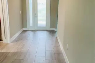 3608 Sapphire Cv Cir, Naples, FL 34114 - Photo 3