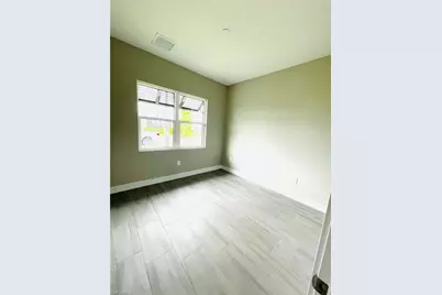 3608 Sapphire Cove Cir, Naples, FL 34114 - Photo 25