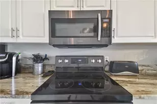 9165 Michael Cir, Naples, FL 34113 - Photo 7