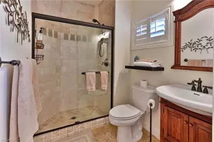 1324 Via Portofino, Naples, FL 34108 - Photo 21