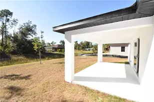 5221 Mojave Ave, North Port, FL 34288 - Photo 9