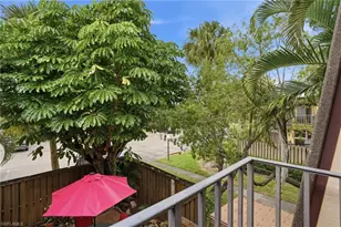 4029 Sandlewood Ln, Fort Myers, FL 33907 - Photo 9