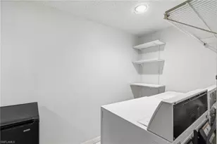 4029 Sandlewood Ln, Fort Myers, FL 33907 - Photo 11