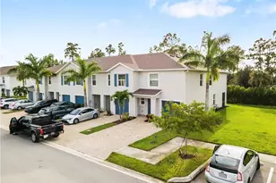 15245 Wildflower Cir, Naples, FL 34104 - Photo 3