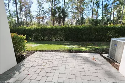 7352 Rockefeller Dr, Naples, FL 34119 - Photo 29