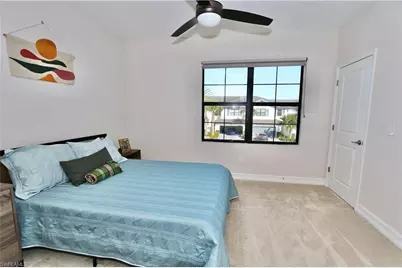 7352 Rockefeller Dr, Naples, FL 34119 - Photo 17