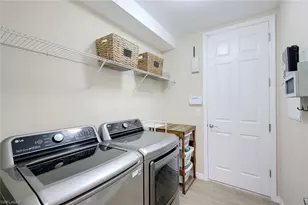 14883 Edgewater Cir, Naples, FL 34114 - Photo 17