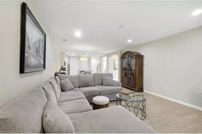 14883 Edgewater Cir, Naples, FL 34114 - Photo 5