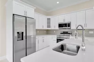 1819 12th Ave NE, Naples, FL 34120 - Photo 15