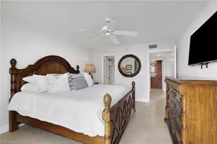 10420 Gulf Shore Dr, Naples, FL 34108 - Photo 23