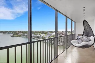 10420 Gulf Shore Dr, Naples, FL 34108 - Photo 29