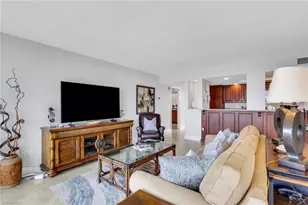 10420 Gulf Shore Dr, Naples, FL 34108 - Photo 15