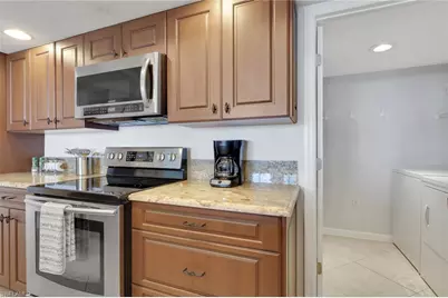 10420 Gulf Shore Dr #162, Naples, FL 34108 - Photo 7