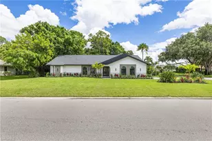 1911 Princess Ct, Naples, FL 34110 - Photo 25