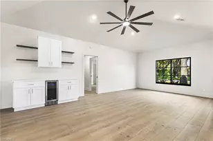 1911 Princess Ct, Naples, FL 34110 - Photo 11