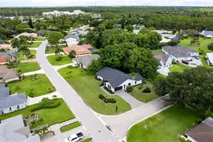 1911 Princess Ct, Naples, FL 34110 - Photo 43