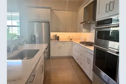 9179 Cayman Dr, Naples, FL 34114 - Photo 7