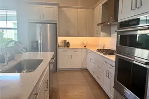 9179 Cayman Dr, Naples, FL 34114 - Photo 7