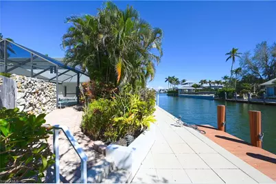 660 14th Ave S, Naples, FL 34102 - Photo 3