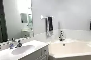 3445 Grand Cypress Dr, Naples, FL 34119 - Photo 11