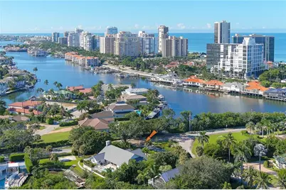 5042 Seahorse Ave, Naples, FL 34103 - Photo 7