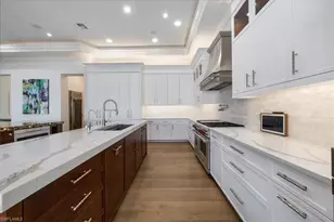 793 17th Ave S, Naples, FL 34102 - Photo 9