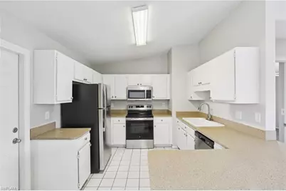 519 Leroy Ave, Lehigh Acres, FL 33972 - Photo 9