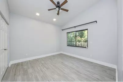 6161 Waxmyrtle Way, Naples, FL 34109 - Photo 15