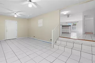 111 Grassy Key Ln, Naples, FL 34114 - Photo 9