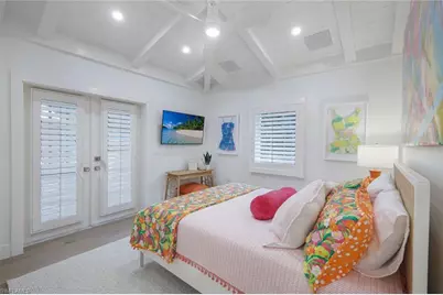 67 8th Ave S, Naples, FL 34102 - Photo 13