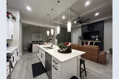 4302 NE 20th Pl, Cape Coral, FL 33909 - Photo 9