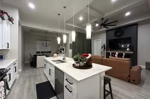 4302 NE 20th Pl, Cape Coral, FL 33909 - Photo 9