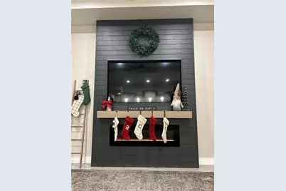 4302 NE 20th Pl, Cape Coral, FL 33909 - Photo 5